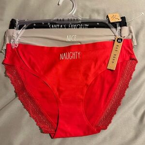 NWT! Rae Dunn 3-Pack No Show Christmas Bikini Underwear Panties